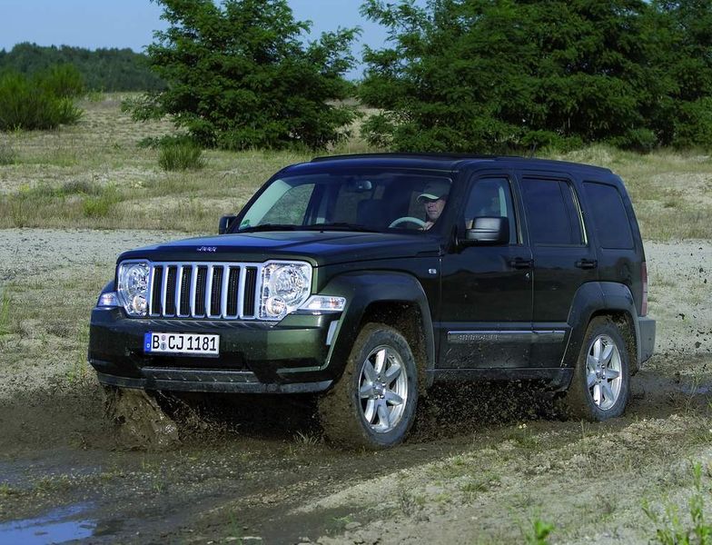 Jeep Cherokee - Einstiegspreis: 31.990 Euro (Stand 26.01.2009) (Archiv: Vogel Business Media)