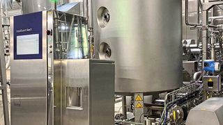 Liqui Guard Gen3 glänzt nicht nur mit einer weltweit einzigartigen Messtechnologie zur Inline-Überwachung von Getränkeabfüllprozessen, sondern mit nahtlosen und zum Teil hochglanzpolierten Edelstahloberflächen. (Bild: Dausch)