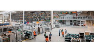 Beispiel für eine Investition in Digitalisierung: Das neue automatische Kleinteilelager von BLG in Meerane. Es ist mit den Automobilproduzenten in der Region vernetzt und stellt Waren genau dann bereit, wenn sie dort gebraucht werden. (Bild: BLG Logistics Group)
