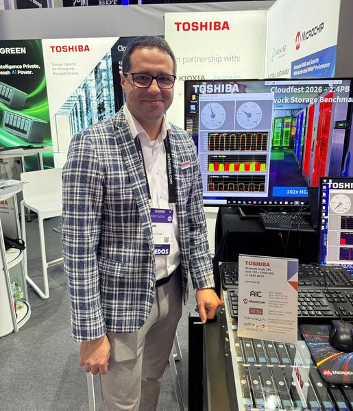 Ein erfolgreicher Tag auch für Milutin Savic von Toshiba (Bild: Vogel IT-Medien GmbH)