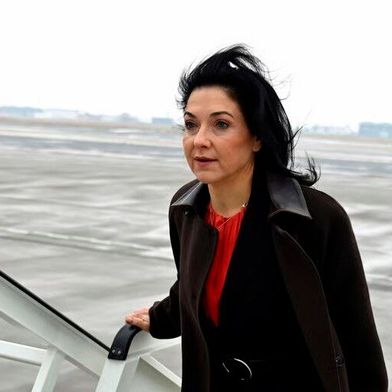 Bundeswirtschaftsministerin Katherina Reiche (CDU) ist zu Gesprächen nach China gereist. Ein Hauptanliegen und einer der ersten Diskussionspunkte dreht sich um die sichere Versorgung mit kritischen Rohstoffen und seltenen Erden ... (Bild: E. Schu / dpa)