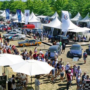 Wer am ersten August-Wochenende an den Niederrhein bei Mönchengladbach gereist war, hatte meist nur eines im Sinn: Autos. (Bild:  SP-X/Patrick Broich)