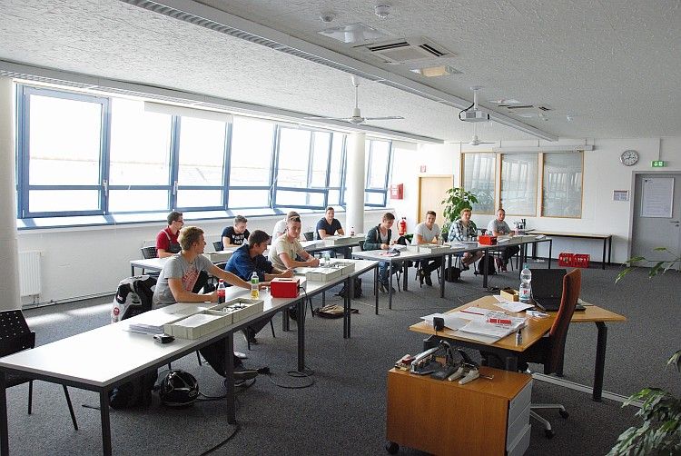 In der Hahn-Akademie sind sämtliche Aus- und Weiterbildungsangebote der Gruppe konzentriert. (Foto: Rosenow)