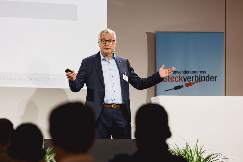 Impressionen vom Anwenderkongress Steckverbinder 2025. (Bild: Stefan Bausewein)