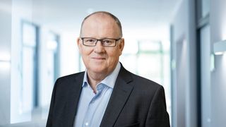 „Durch die ungewisse Zukunft brauchen die Kunden länger, um Entscheidungen zu treffen“, sagt EWM-Vertriebschef Robert Stöckl. (Bild: EWM)