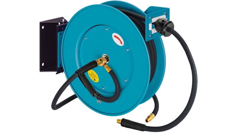 Neu im Sortiment ist auch der offene Schlauchabroller. Der kann fest ...  (Bild: Hazet)