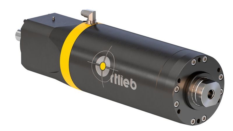 Für Anwendungen mit begrenzter Einbaulänge hat Ortlieb ein Umlenkgetriebe konstruiert. Der Motor sitzt auf der kompakten Lineareinheit. Er wird über einen Adapter am Getriebe befestigt. (Bild: Ortlieb)