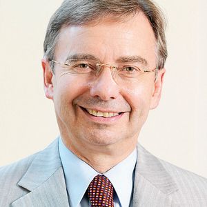 Dr. Wilfried Bernhardt