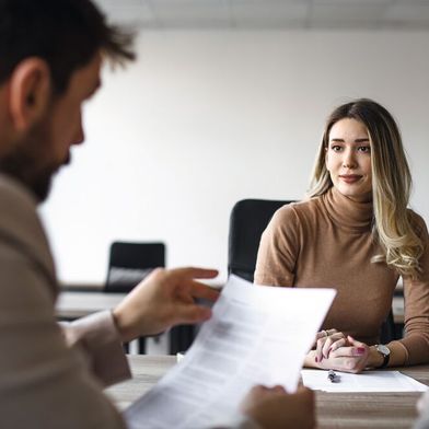 Beschäftigte haben klare Vorstellungen über Mitarbeitergespräche, kritisieren aber die mangelnde Dokumentation. (Bild: © Balša - stock.adobe.com)