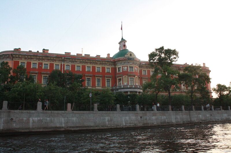 Einer der zahlreichen Paläste in St. Petersburg. (IT-BUSINESS/Sarah Maier)