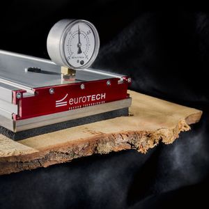 Et-Gripper zum Heben von glatten, sägerauen und unebenen Strukturen.