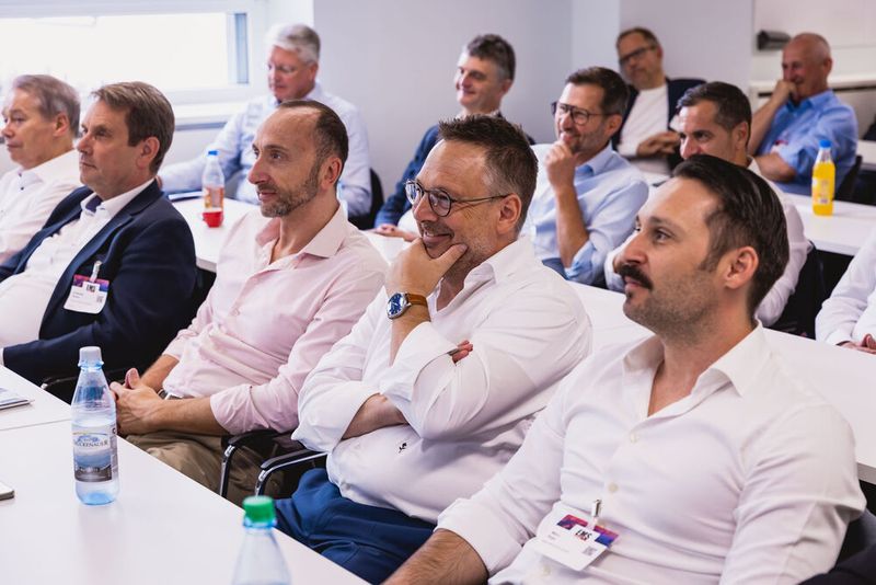 Impressionen vom 24. Würzburger EMS-Tag: Im Mittelpunkt standen aktuelle Branchenthemen, praxisnahe Impulse und insbesondere der persönliche Austausch innerhalb der EMS-Community. (Bild: Stefan Bausewein)