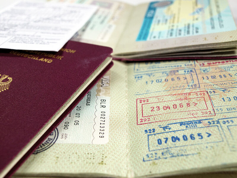 Länderspezifische Einreisebestimmungen erschweren international agierenden Firmen die Einsatzplanung und bergen Risiken. (Bild: Anhees - Fotolia.com)
