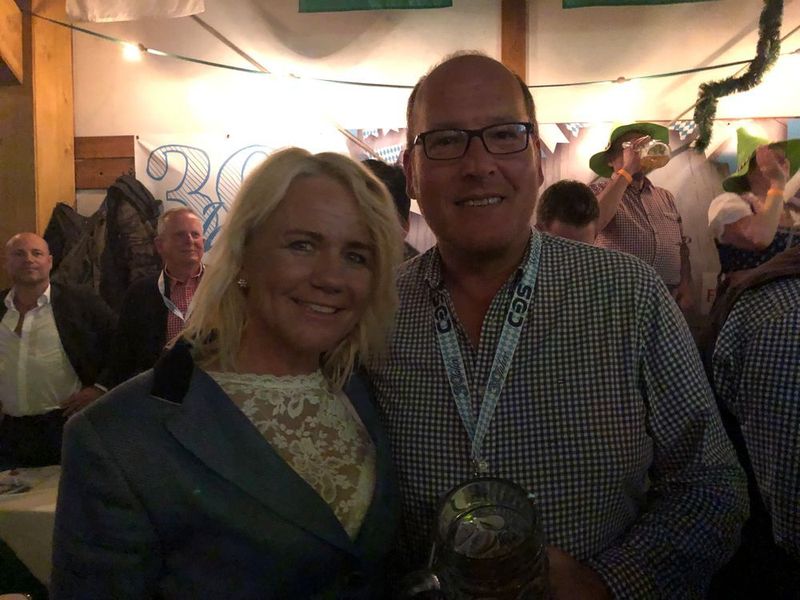 Silvia Fehse (api) und Christoph Runge (COS) (Vogel IT-Medien GmbH)