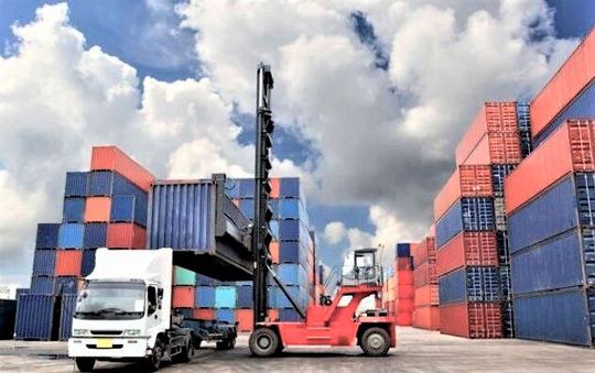 Durchstarten! Bis vor Kurzem döste die deutsche Exportlandschaft noch recht teilnahmslos vor sich hin. Doch nun, so die dpa, ist der Dämmerzustand vorbei. Man sieht neue Chancen.(Bild:  TCO ex)