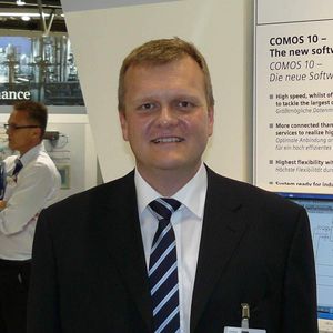 Dipl.-Ing. Andreas Geiss, Vice President Comos Industry Solutions von Siemens: „Wer vor 15 Jahren in Comos investiert hat, kann noch heute auf alle angesammelten Daten zugreifen.“