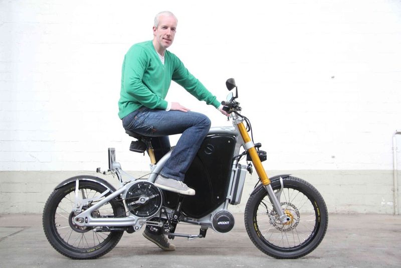 Stefan Gulas auf seinem eROCKIT (Bild: eRockit)