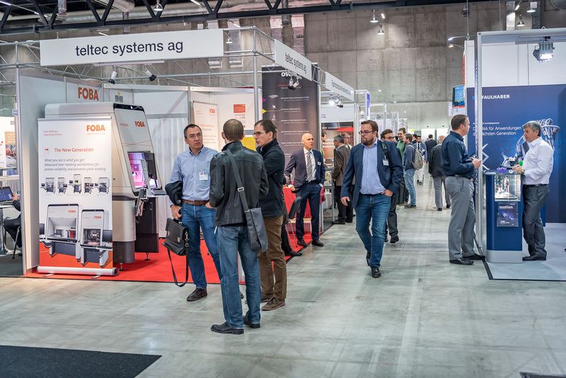 Die zweite Swiss Medtech Expo ging erfolgreich zu Ende. Spezialistinnen und Spezialisten aus der Medizintechnik nutzten die Fachmesse für den Wissensaustausch und die Netzwerkpflege. Höhepunkt der Swiss Medtech Expo war die Lancierung des digitalen Treffpunktes Medtech.plus. (Impressionen von der Swiss Medtech) (Messe Luzern / Christoph Arnet)