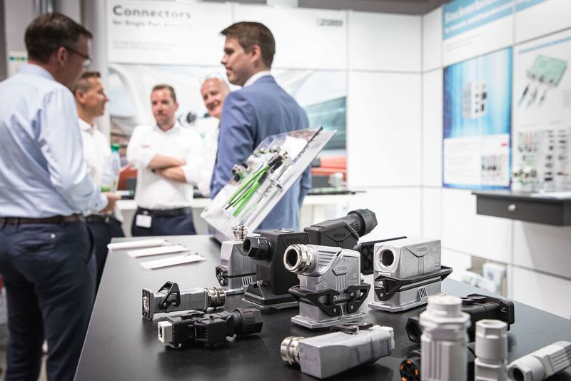 Steckverbinderkongress 2023 Tag 2: Kongress mit Trendthemen von PCF über DC-Steckverbinder, Hybridsteckverbinder, Qualifizierung, Single Pair Ethernet, Hands-on Workshops bis zu 3D-Druck und Konfektionierung. (Bild: Stefan Bausewein)