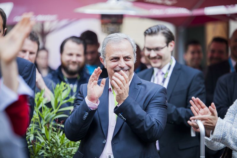 Said Massoumzadeh von Versatel, gutgelaunt. (Acmeo)