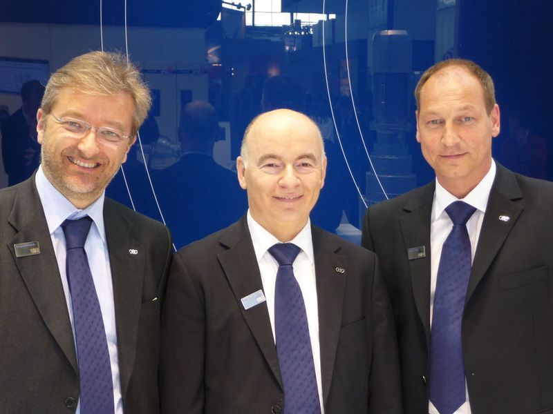 Die Leiter der Business Units von Bonfiglioli in Deutschland. Giorgio Bombarda (Leiter BU Industry Solutions), Dr. Siegfried Stadtfeld (Leiter BU Photovoltaic Solutions) und Jürgen Weber (Leiter BU Mobile Solutions & Wind Solutions) (v.l.).  (Bild: Bonfiglioli)