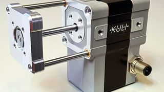 Der Kurzhub-Linearantrieb ist deutlich kostengünstiger, da sämtliche Nebenkomponenten für Pneumatikzylinder und Schalldämpfer wegfallen. (B. Ketterer Söhne)