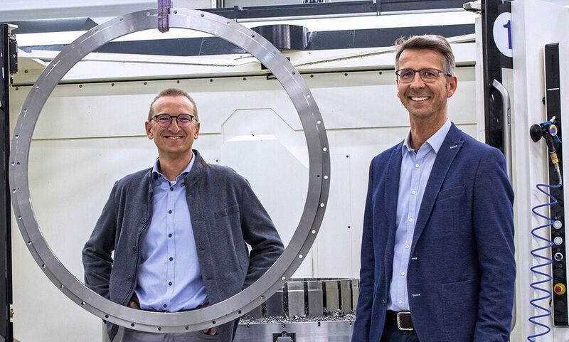 Sascha Eberhard, Geschäftsführer der Franke GmbH (rechts), und Oliver Schröder, Prokurist, Leiter Einkauf und Material­wirtschaft. (DMG Mori)