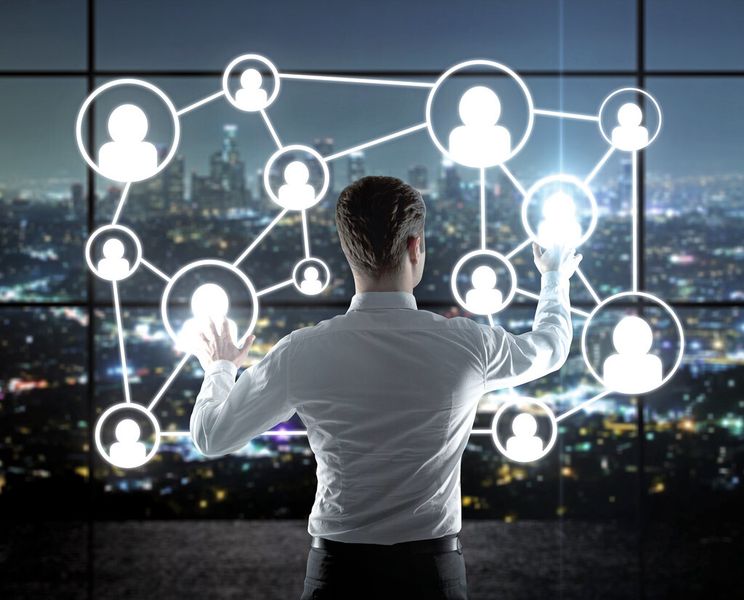 Eine besonders dynamische Methode der interaktiven Wertschöpfung ist Crowdsourcing. (© peshkova - Fotolia)