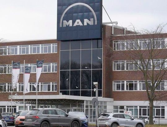 Die Debatten über die Zukunft des MAN-Werkes in Salzgitter sind anscheinen zufriedenstellend für alle Beteiligten beendet. Das sagt zumindest die Gewerkschaft IG Metall ...(Bild:  MAN)