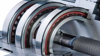 Besteht kein physikalischer Prototyp, sind Entwickler mechanischer Systeme auf die Prognosen von Simulationsmodellen angewiesen. Die Komplexität von Kopplungselementen ist jedoch nur bedingt vollständig simulativ abbildbar. Neue Methoden sind gefordert. (RWTH Aachen)