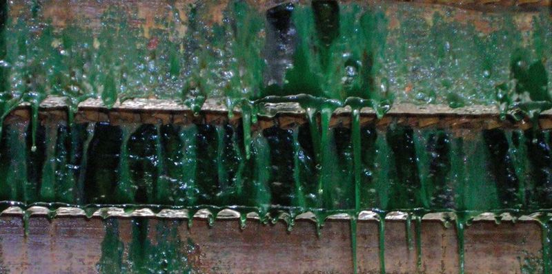 Bacteria, algae or biofilm grow because the water in the dead end is not circulated. Chemical inhibitors or heating cannot solve the problem there.  (Picture: Merus Engineering)