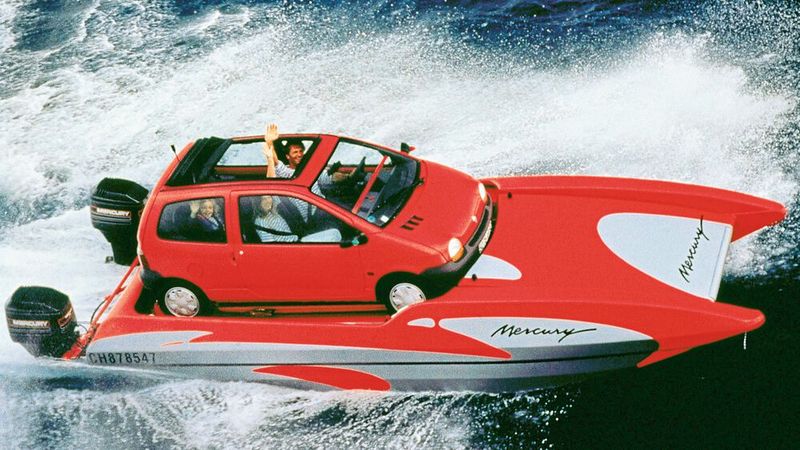 Bei den Filmfestspielen in Cannes hatte 1995 der Katamaran „Twingo Marine“ seinen großen Auftritt. (Bild: Renault)