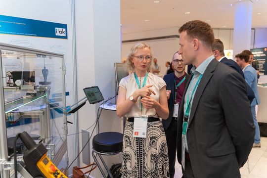 Die Fachausstellung lieferte den perfekten Rahmen für das hochkarätige Vortragsprogramm. (Bild:  VDI Wissensforum)