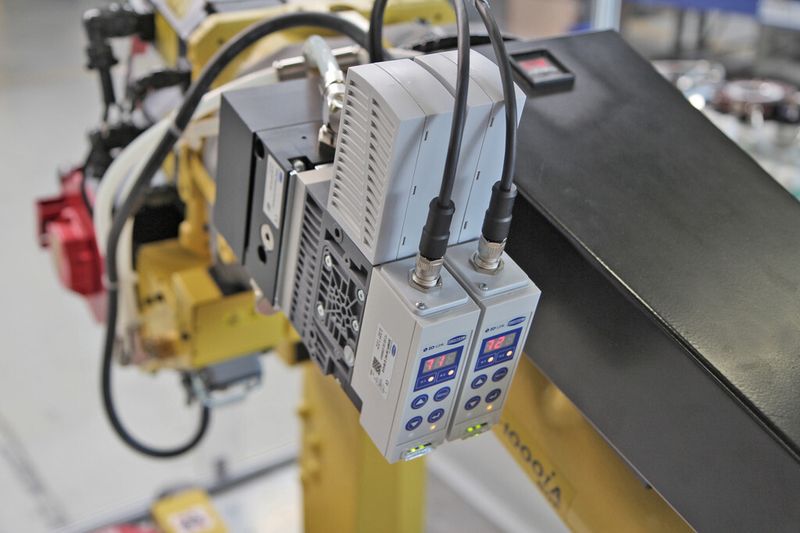 Prozesseffizienz durch Transparenz: Kompaktejektoren SXPi/SXMPi mit integrierter Energie- und Prozesskontrolle. (Bild: J. Schmalz)