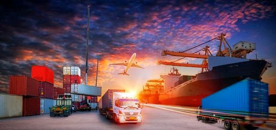 Die logistische Welt kann aufatmen und wieder durchstarten, denn das von der EU geplante Lieferkettengesetz wurde gestern von den meisten Mitgliedsstaaten abgelehnt. Das freut vor allem die FDP und nicht zuletzt den deutschen Mittelstand.(Bild:  F. Zisselmann)