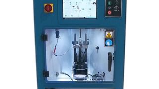 Mit dem kompakten Tischgerät Excalibur GDI Master von Hartridge kann die Werkstatt Injektoren für GDI-Systeme und Saugrohreinspritzer testen. (Delphi)