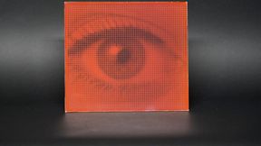 Auch eine individuelle Gestaltung von PV-Anlagen zum Beispiel Schriftzügen oder Mustern macht ShadeCut möglich. (Bild: Fraunhofer ISE / Marco Ernst)