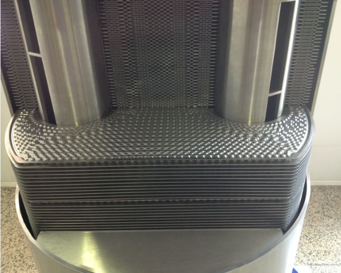 In Alfa Laval’s Duro Shell heat exchanger, the inlet and outlet tubes transverse the entire plate pack, adding strength where it is needed most. This design combats fatigue problems and improves the flow distribution, which in turn increases heat transfer efficiency. (Alfa Laval)