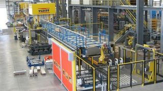 Neff-Warmform-Komplettlinien für die Herstellung von pressgehärteten Pkw-Strukturteilen (Bild: Fibro Läpple Technology)