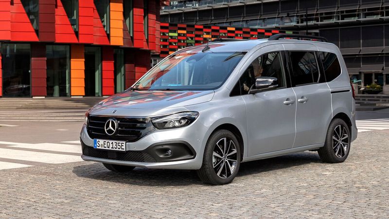 Der EQT wird mit einem 90 kW/122 PS starken E-Antrieb samt 45-kWh-Batterie ausgeliefert, zum Einstiegspreis von 49.000 Euro. (Bild: ©Mercedes-Benz AG)