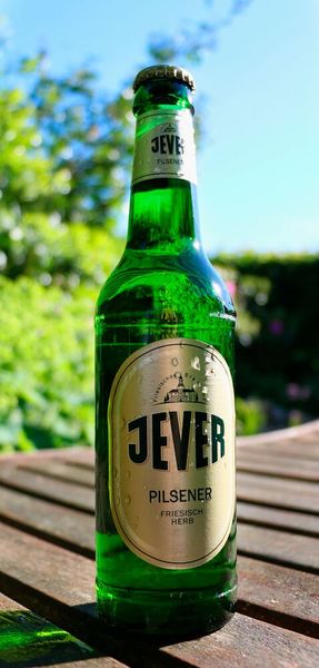 Platz 10: Jever Jever erreicht mit 78% Bekanntheit den zehnten Platz im Ranking der wichtigsten Biermarken. (Bild: frei lizenziert)