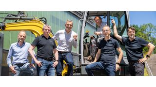 Georg Hornegger, Helmut Kogler, Bernd Winkler, Reinhard Thor, Andreas Plöckinger und Paul Foschum (v.l.) sehen im CPS-Ventil ein großes Potenzial für Mobile Maschinen und Spritzgussmaschinen.  (Bild: Pecksteiner/LCM)