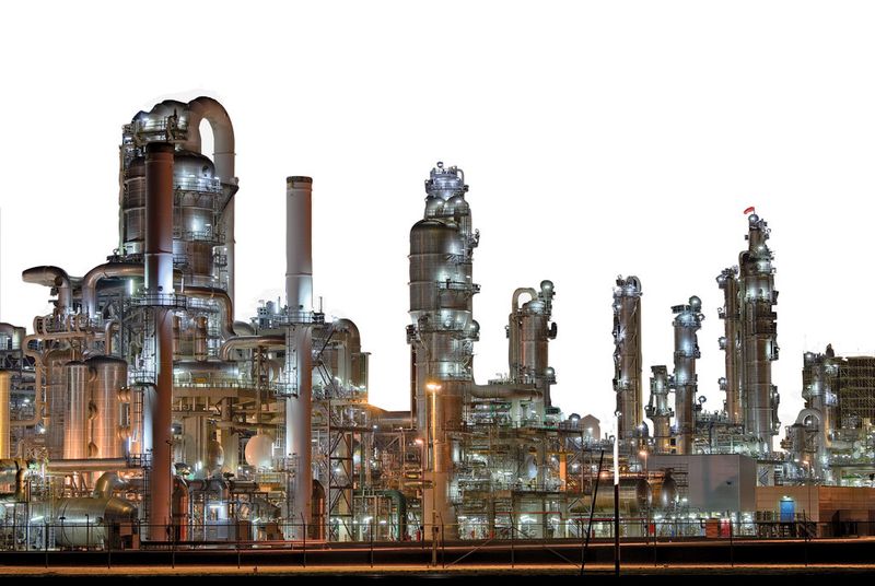 Chemieanlagen haben einen hohen   Kontroll- und Instandhaltungsaufwand (Bild: Fotolia)