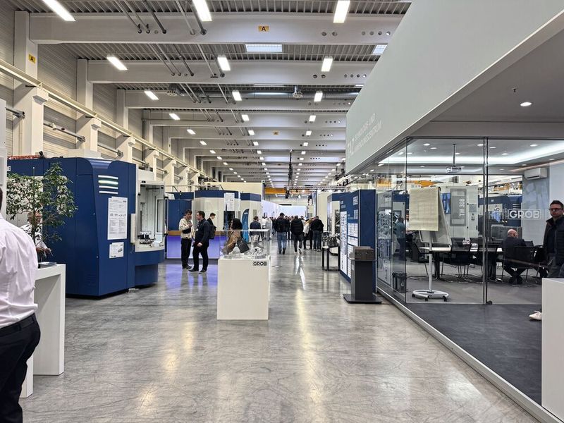 Grob zeigt auf seiner bislang größten Hausmesse 2025 technologische Highlights auf über 6.000 Quadratmetern. (Bild: VCG/Sonnenberg)