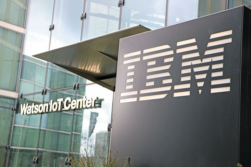 Das kürzlich eröffnete Watson IoT Center von IBM in München: Der Konzern investierte 200 Mio. Euro in das erste europäische Hauptquartier. Unternehmen können sich dort „einnisten“ und gemeinsam mit IBM an Projekten arbeiten. (Robert Horn)