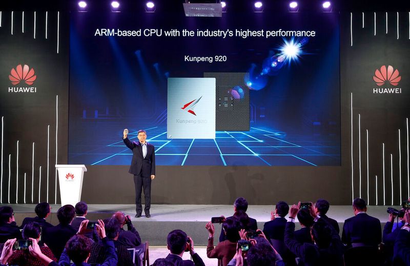 Huaweis Kunpeng 920 für Server und Storage-Systeme bietet 64 ARM-Cores, acht Sepeicherkanäle und PCIe 4.0. (CLOSE-SHOOT / Huawei)