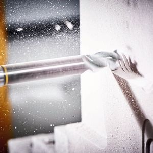 Die robotergestützte Präzisionsbearbeitung gehört zu den Kernkompetenzen von Toolcraft. 