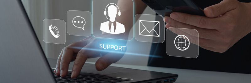 Wenn Mitarbeiter ihre mobilen Geräte kontrollieren, ist es für CISOs umso problematischer, datenkritische Sicherheitsmaßnahmen durchzusetzen.(Bild:  MUNTHITA - stock.adobe.com)