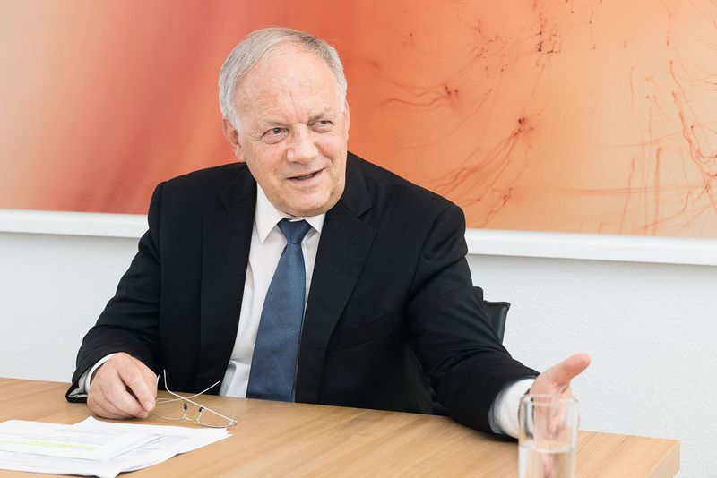 «Investoren investieren in unser Knowhow, sie wissen aber auch, dass das Knowhow  relativ stark ortsverbunden, weil menschlich, ist. » Bundespräsident Johann Schneider-Ammann (Thomas Entzeroth)