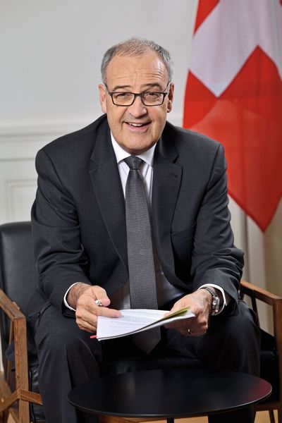 «Ich möchte es trotz veränderter Ausgangslage nicht unterlassen, dem SMM Schweizer Maschinenmarkt zum Jubiläum ganz herzlich zu gratulieren.» Bundesrat Guy Parmelin (©-2019 Markus A. Jegerlehner)